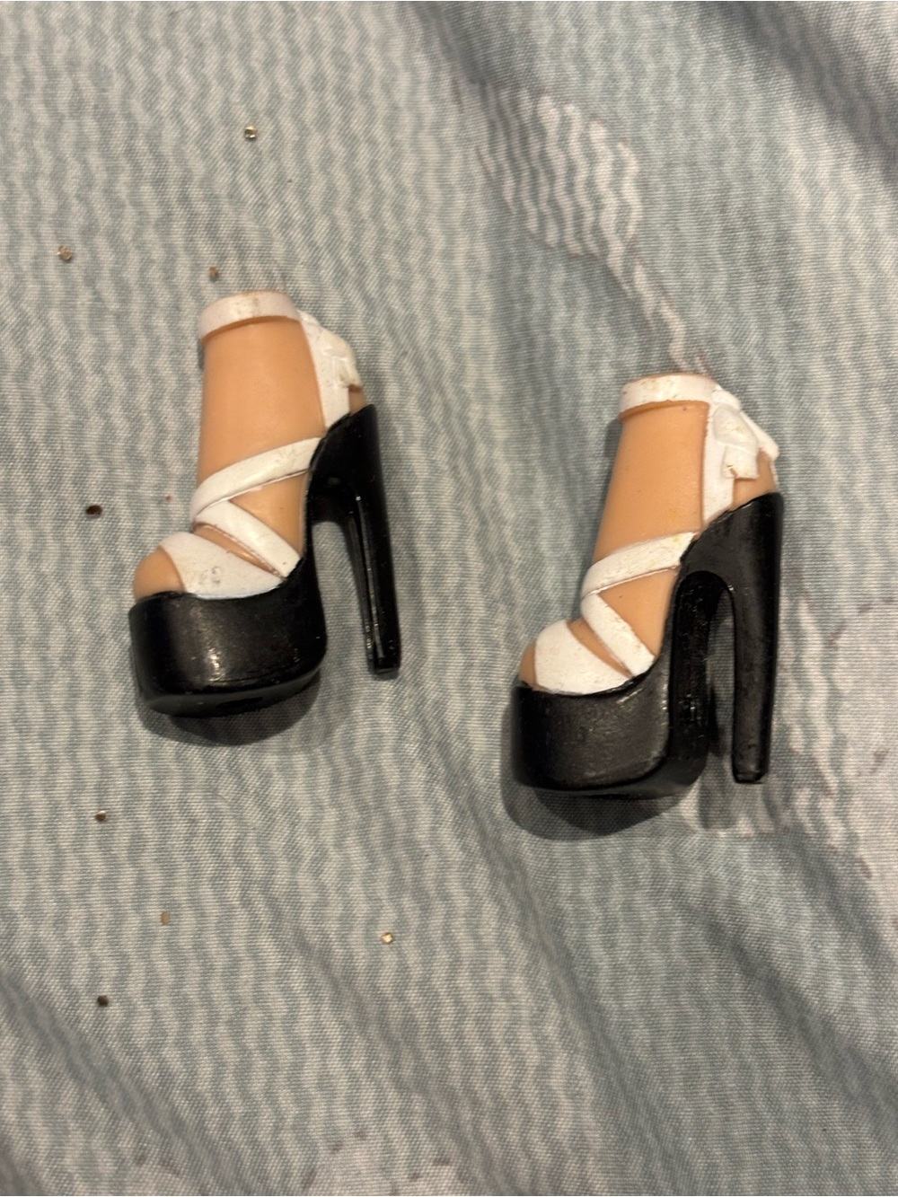 Bratz Princess - Roxxis Heels - Picture 2 of 2